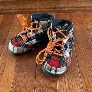Excellent Nike Air Jordan Toddler Plaid High-Top Sneakers